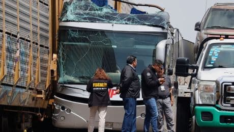 Zug erfasst Bus: Zehn Tote und Dutzende Verletzte in Mexiko