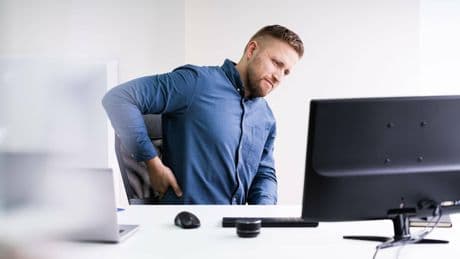 Langes Sitzen: Mit der 5-je-30-Regel bleiben Sie im Alltag fit – trotz Arbeit