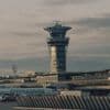 Aéroport de Paris-Orly : les compagnies appelées à supprimer 40% de leurs vols en fin de journée en raison "d'une panne des dispositifs de contrôle aérien"