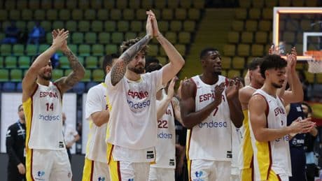Brotes verdes de España, que aplasta a Bosnia y se estrena en el Eurobasket con un gran Aldama