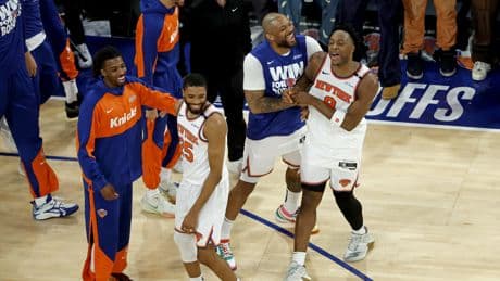 This was a perfect Knicks night in every way