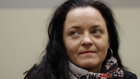 NSU: Zschäpe nimmt an Neonazi-Aussteigerprogramm teil
