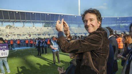 Paris FC et US Créteil : la famille Arnault et Xavier Niel investissent les terrains de foot
