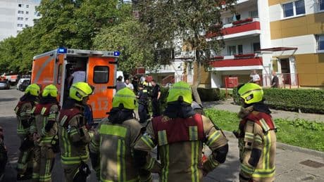 Explosion in Berliner Platte - Junge (17) hantiert mit Feuerwerk – Finger ab!