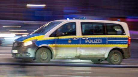 Notfälle: Verletzter gefunden - Polizeigroßeinsatz in Deggendorf