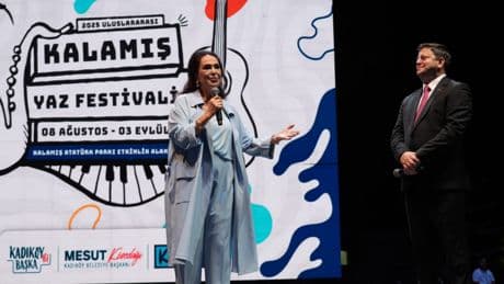 Kalamış Yaz Festivali Türkan Şoray ile başladı