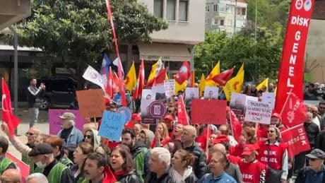 Rize’de Denizler anıldı: "Tam bağımsız Türkiye nostaljik bir slogan değil"