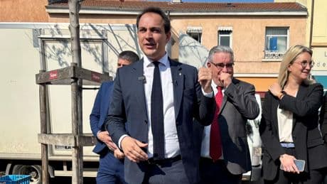Municipales à Lyon : Pierre Oliver dénonce des «intimidations» des «équipes d’Aulas» et porte plainte