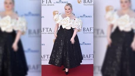 "Bridgerton"-Star:  Nicola Coughlan bezaubert bei den BAFTA TV Awards