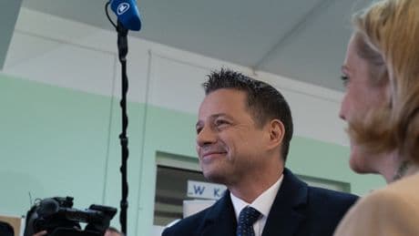 Stichwahl in zwei Wochen: Knappes Rennen bei der Präsidentenwahl in Polen
