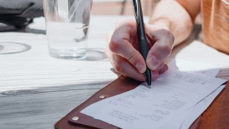 Tipping rates slid in Q2 &mdash; but one sector still gets a hefty pour of gratitude