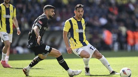 İrfan Can Kahveci'den üst üste 2 maçta gol