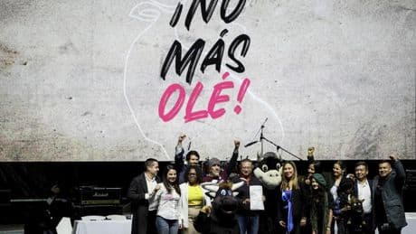 La Corte colombiana avala la ley de Petro que prohíbe corridas de toros y peleas de gallos en el país