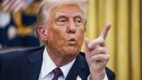 Trump anuncia que se da "dos semanas" para decidir si ataca Irán
