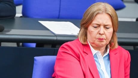 Sozialministerin Bas lädt Ökonomen zum Austausch – von Reformen will sie nichts hören
