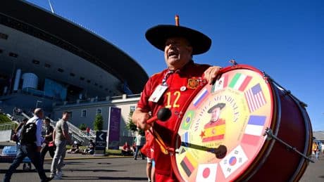 Muere Manolo 'el del Bombo', aficionado emblemático de la selección española