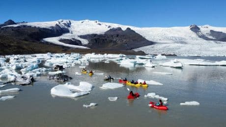 Senderos ocultos, grupos pequeños y proyectos locales