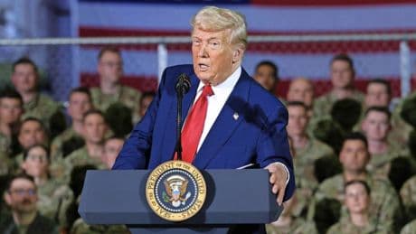 Hooggerechtshof staat verbod Trump op trans personen in leger toe