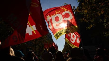 Hautes-Alpes: la CGT en tournée d'été pour défendre les droits des saisonniers