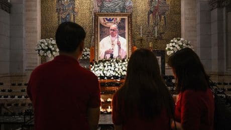 Mort du pape : après la perte de « grand-père François », les Philippines en deuil