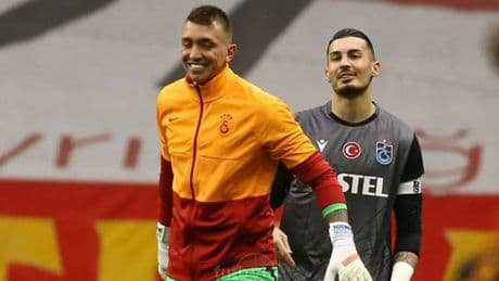 Muslera'dan Uğurcan Çakır'a anlamlı mesaj!