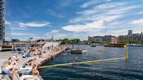 ‘It’s the best place to visit in autumn’ – the European city with Disney-like theme parks and cosy cafes