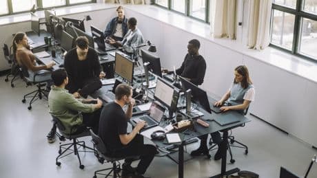 Mehr Arbeit bedeutet mehr Stress: Doch fördert das die Produktivität?