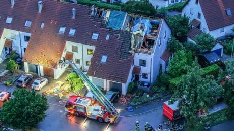 Nach schwerem Sturm fragen viele: Wer zahlt den Schaden? Ein Experte antwortet
