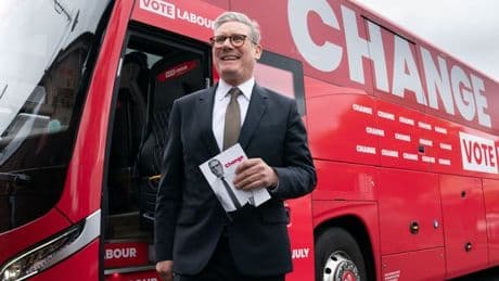 Starmer needs to get a grip now as MPs left 'despondent' after Lord Mandelson firing