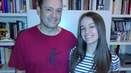 ¿Votar a los 16 años? Algunos padres han &#039;cedido&#039; su papeleta a sus hijos menores: &quot;Es una deuda&quot;