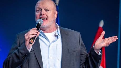 Vor Kinostart: Raab und Bully bringen Song zu "Kanu des Manitu" heraus