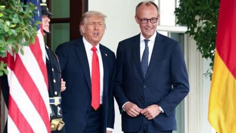 Trump empfängt Merz im Weißen Haus – die Begrüßung im Video