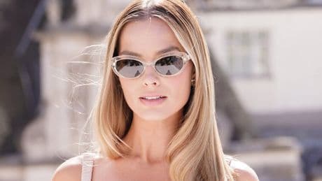 Margot Robbie dazzles in pink outfit for Big Bold Beautiful Journey photocall