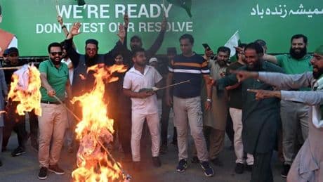 Die Evakuierungen aus Pakistan, die keiner so nennen will