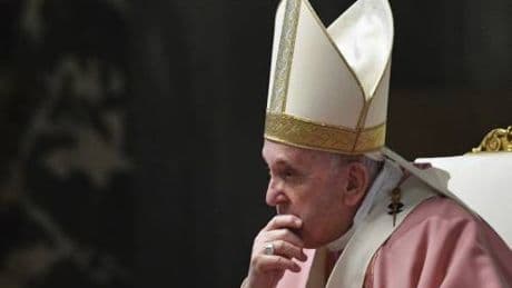 Non trasformate il Papa in una icona gay