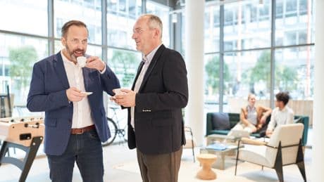 Karrierefalle Small Talk: Diese Themen sollten Sie gegenüber dem Chef besser vermeiden