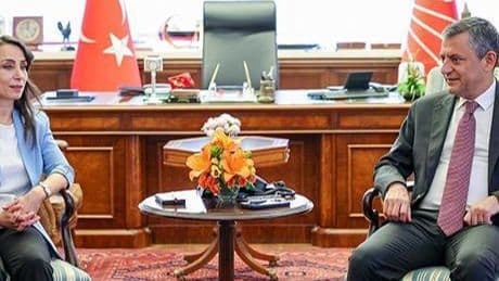 DEM Parti heyetinden CHP lideri Özel'e ziyaret