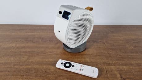 Sehr günstiger Mini-Beamer: BenQ GV50 im Test