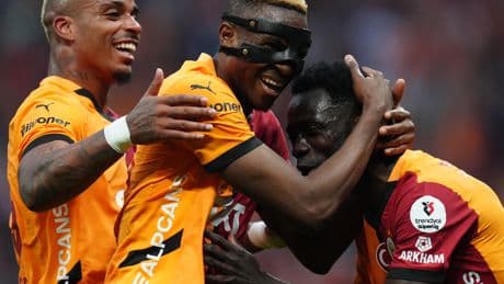Galatasaray durmuyor, koşuyor!