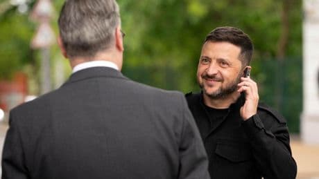 Zelenski invita al papa León XIV a Ucrania y le pide que interceda en la liberación de los niños secuestrados por Rusia