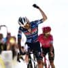 Fransman Valentin Paret-Peintre is de sterkste op de Ventoux, Pogacar en Vingegaard houden elkaar in evenwicht