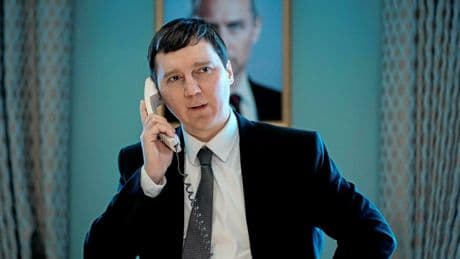 Que vaut l’adaptation du « Mage du Kremlin » au cinéma ?