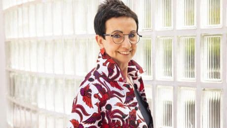“Nunca me pondré la medalla de abuela, no he renunciado a nada por mis nietas”