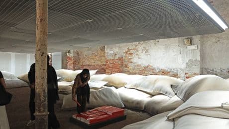 Berliner Architekt gewinnt Goldenen Löwen auf der Architekturbiennale