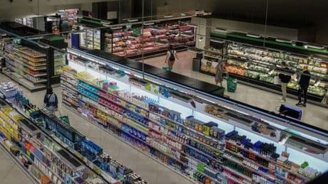 El 'bolígrafo mágico' para uñas de Mercadona que causa furor