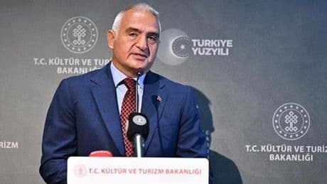 Bakan Ersoy'dan Antalya Havalimanı yeni terminal binalarının açılışına ilişkin açıklama