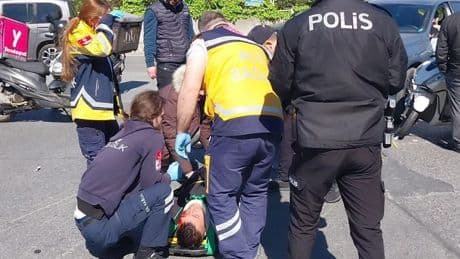 Sarıyer'de cipin çaptığı motosikletli kurye ağır yaralandı