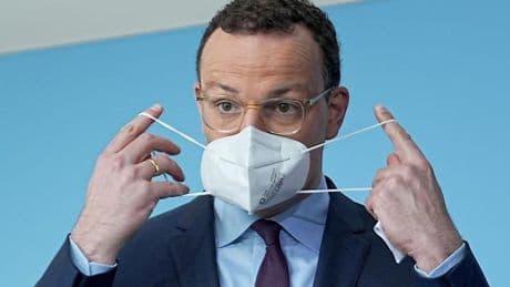 „Natürlich sind wir finanzielle Risiken eingegangen“ – Spahn verteidigt hohe Preise für Masken