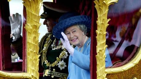 La regina Elisabetta “non era entusiasta” della riforma sulle regole di successione al trono