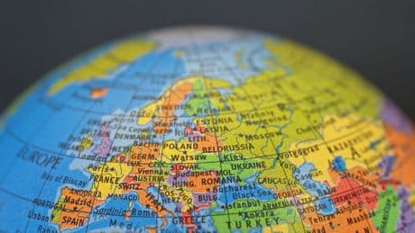 Die Welt in falscher Größe - Wie Weltkarten uns täuschen können